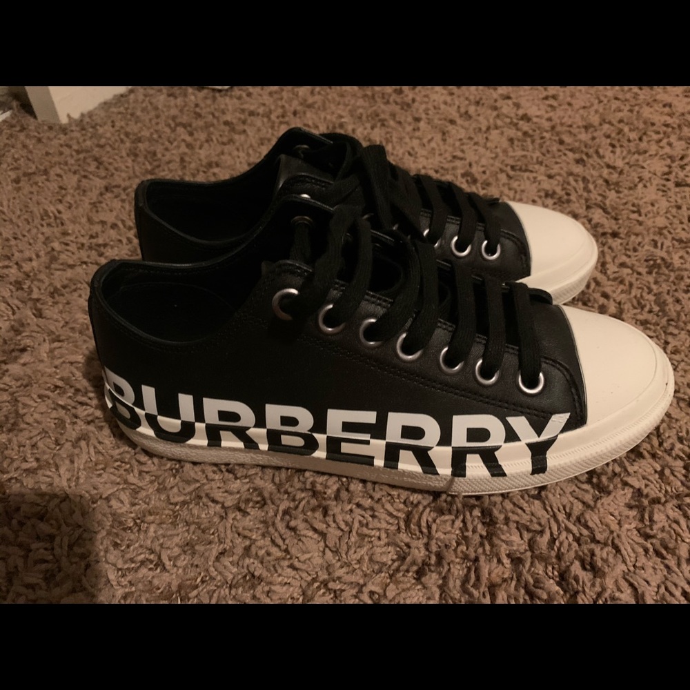 Burberry sneaker